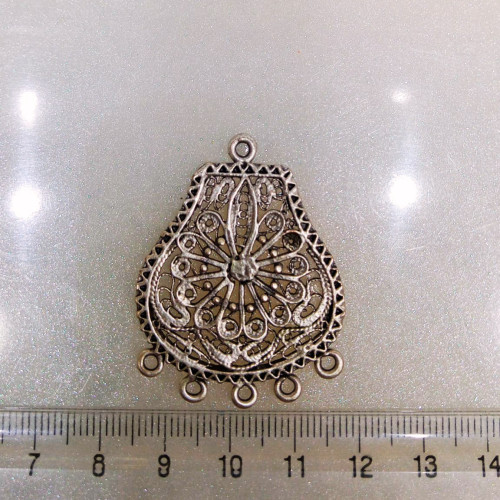 Antik Gümüş Kaplama Pirinç Otantik Çiçek Desenli Sallantı Aparatı (35x45 mm)