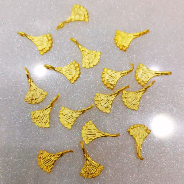 Altın Kaplama Metal İnce Saplı Ginko Yaprağı Model Sallantı (1 Adet) Altın Kaplama Metal İnce Saplı Ginko Yaprağı Model Sallantı (1 Adet)